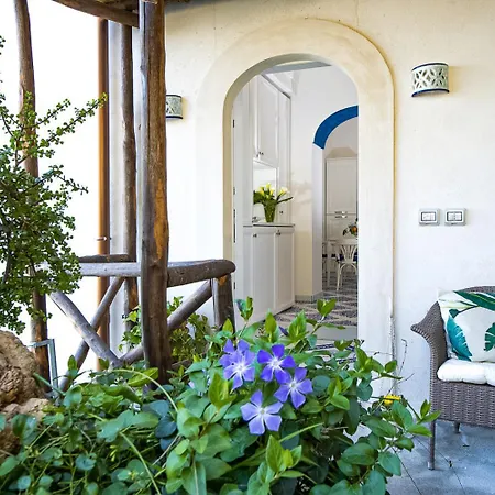 Maison Don Rafe' * Νάπολη